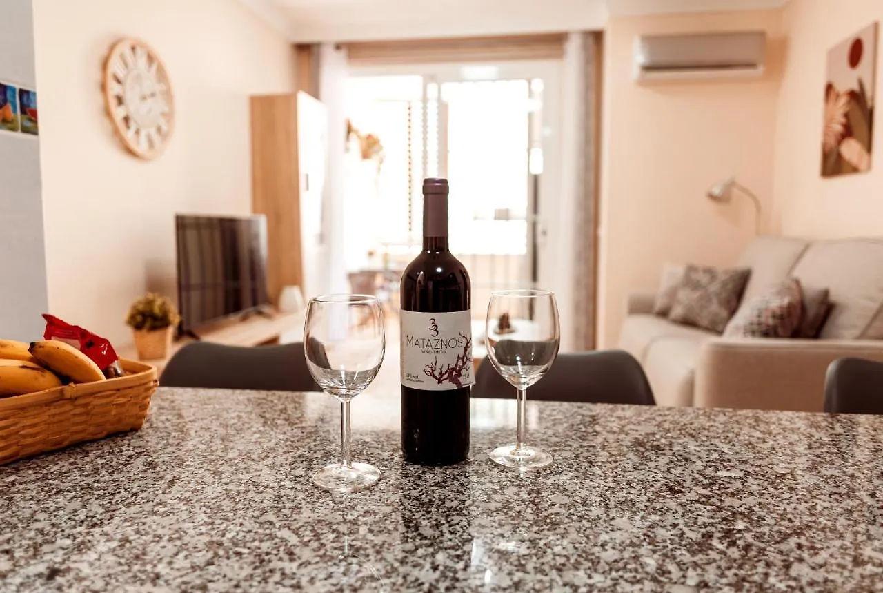 Apto Ache, Acogedor Apartamento De 66 M Con Terraza, Aire Acondicionado Y Parking Privado Gratuito Лос-Абригос